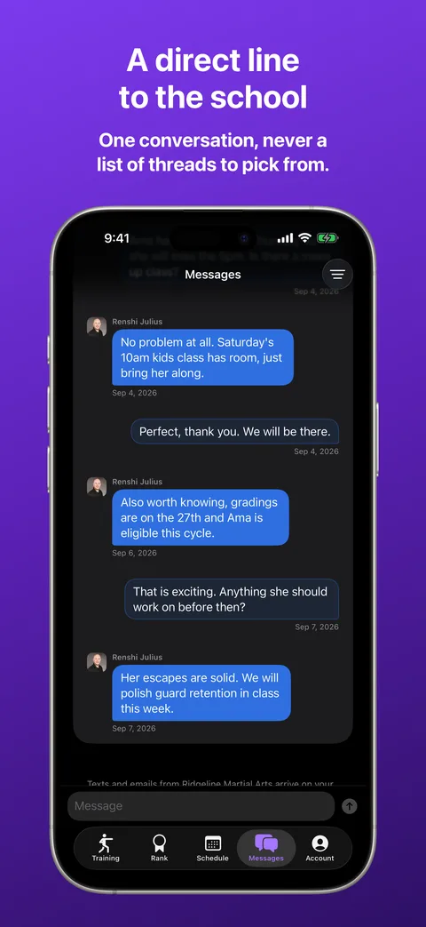 Messages in Kihon Portal on iPhone: a single conversation between a family and the school
